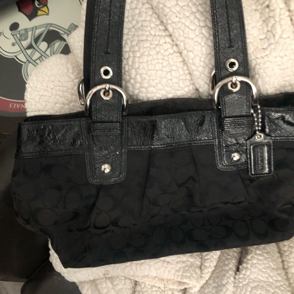 Coach purse - shoulder tote - Picture 1 of 6